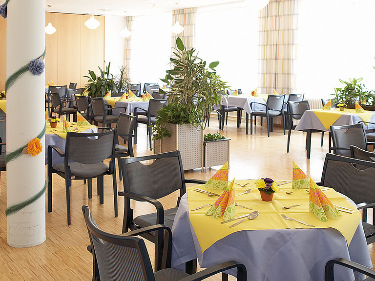 Das einladende und stilvolle Restaurant im Pflegeheim Grimmen