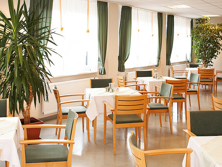 Das einladende und stilvolle Restaurant im Pflegeheim Meerane