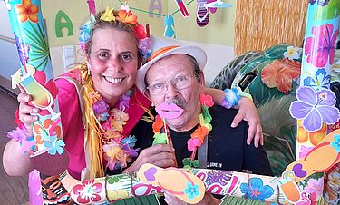 Fotoshooting mit Urlaubsflair: Sommerfest im Kursana Domizil Aalen. 
