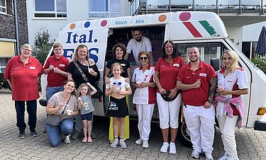 Eis für alle gab es als Gewinn im Kursana Domizil Kürten.