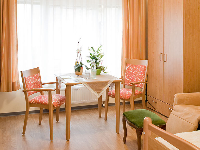 Pflegeheim Selingenstadt - Ihr schönes Zimmer im neuen Zuhause