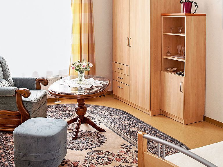 Pflegeheim Stavenhagen - Ihr schönes Zimmer im neuen Zuhause
