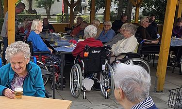 Echte Thüringer waren der Renner beim Grillfest