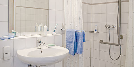 Ein sicheres Badezimmer in der Seniorenresidenz Krefeld