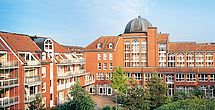 Betreutes Wohnen – Die Kursana Residenz Hamburg in der Frontalansicht