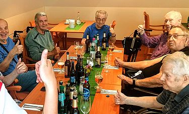 Ein schmackhaftes Bier gehört zu einem zünftigen Stammtisch dazu 