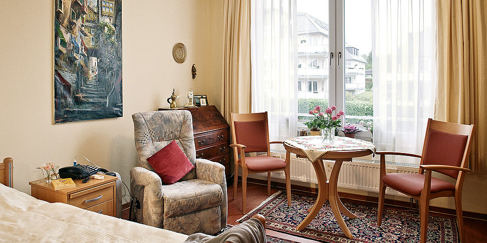Pflegeheim Schneeberg - Ihr schönes Zimmer im neuen Zuhause